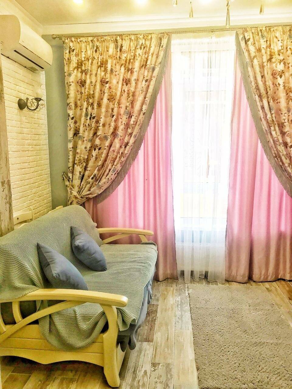 Фото Апартаментов Golden Holiday Сочи 7